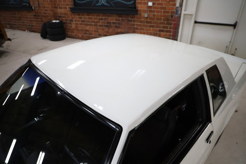 Chevrolet-Monte-carlo-1986-White-Burgundy-29