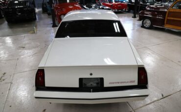 Chevrolet-Monte-carlo-1986-White-Burgundy-38