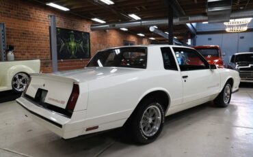 Chevrolet-Monte-carlo-1986-White-Burgundy-44