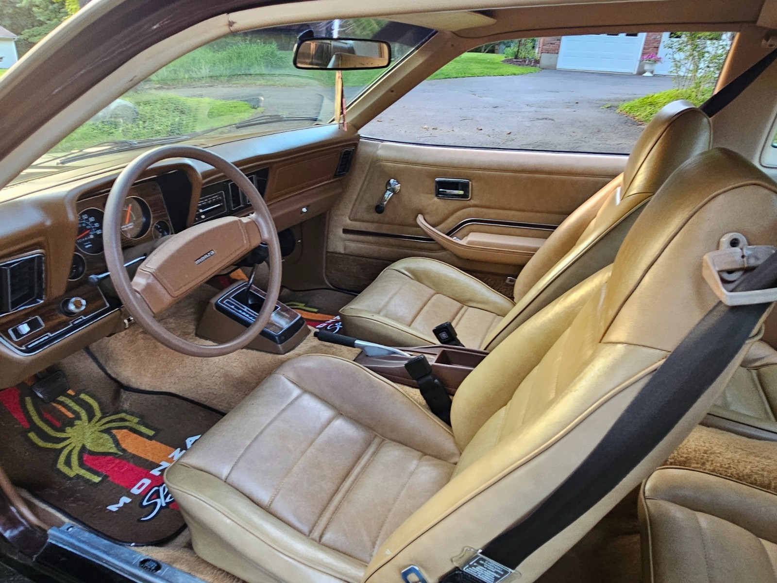 Chevrolet-Monza-1977-13
