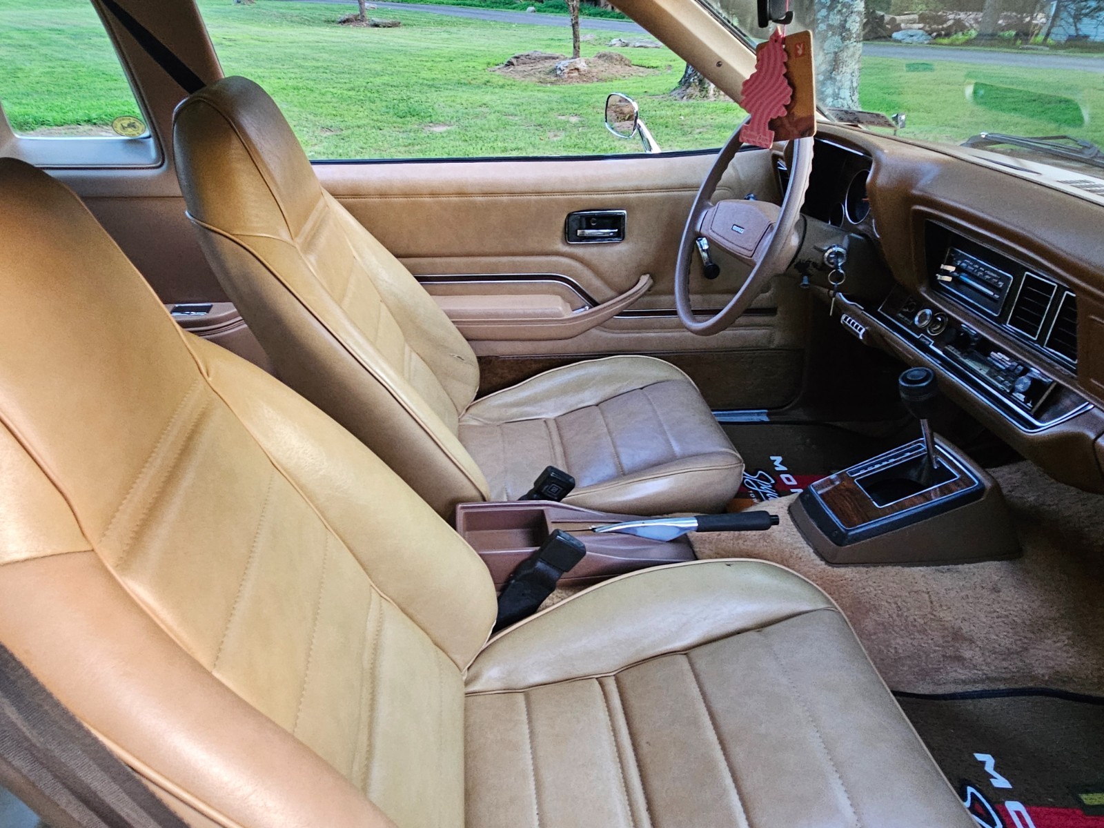 Chevrolet-Monza-1977-16