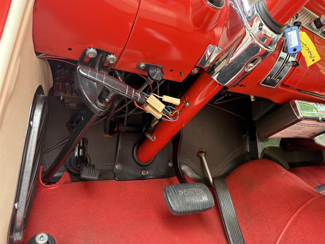 Chevrolet-Nomad-1955-Gypsy-Red-Red-47