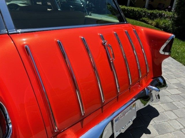 Chevrolet-Nomad-1955-Orange-Beige-4