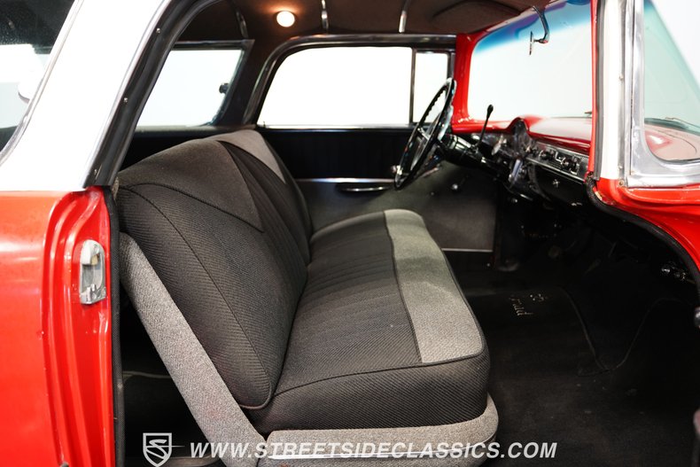 Chevrolet-Nomad-1955-Red-Black-26
