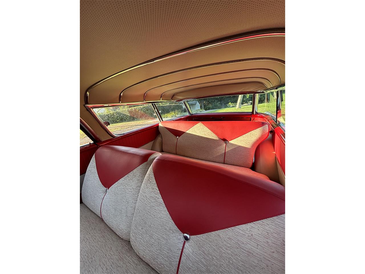 Chevrolet-Nomad-1956-Red-White-Red-White-1
