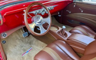 Chevrolet-Nomad-1957-Bright-Red-Brown-7