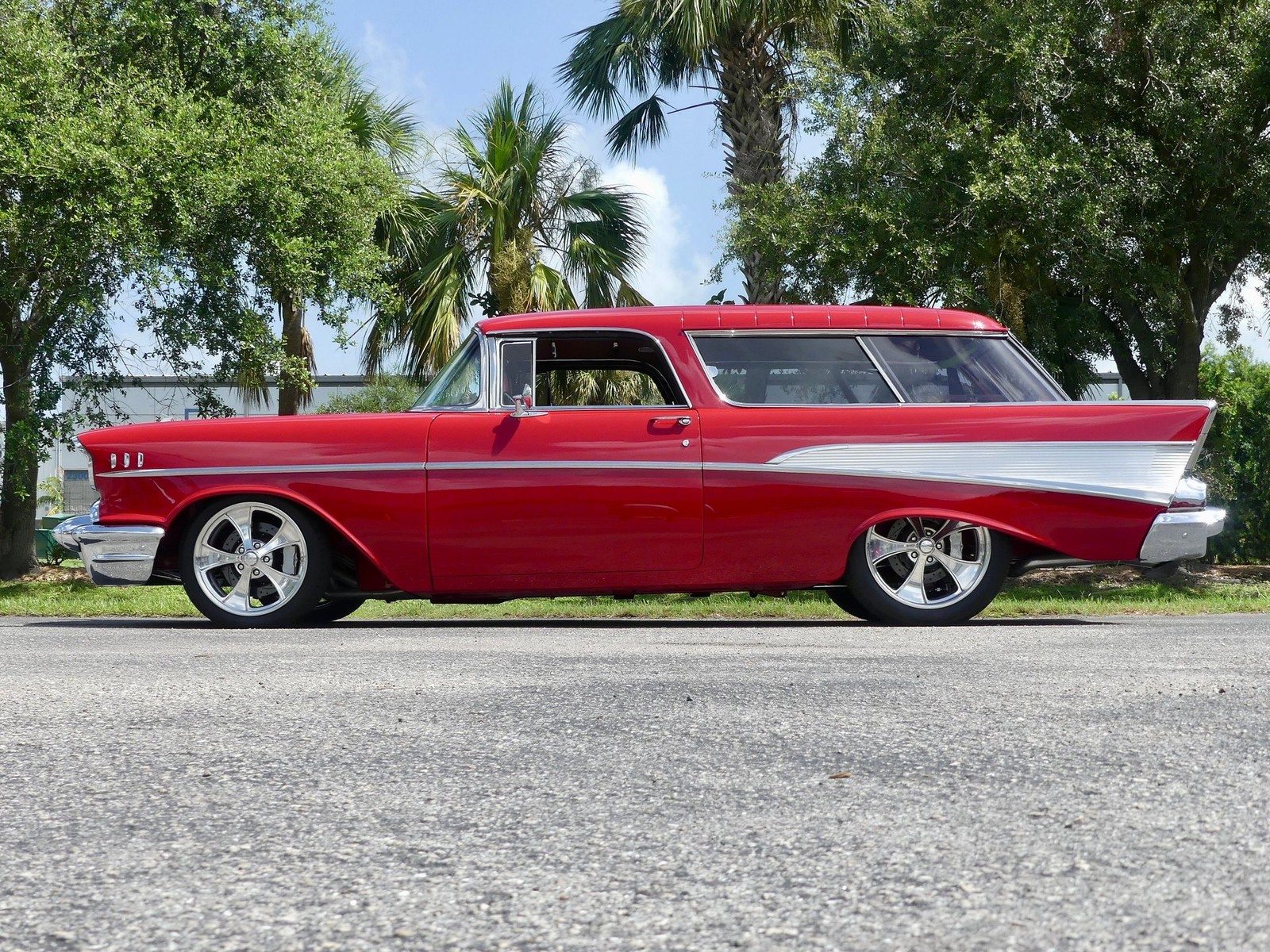 Chevrolet-Nomad-1957-Hatchback-11