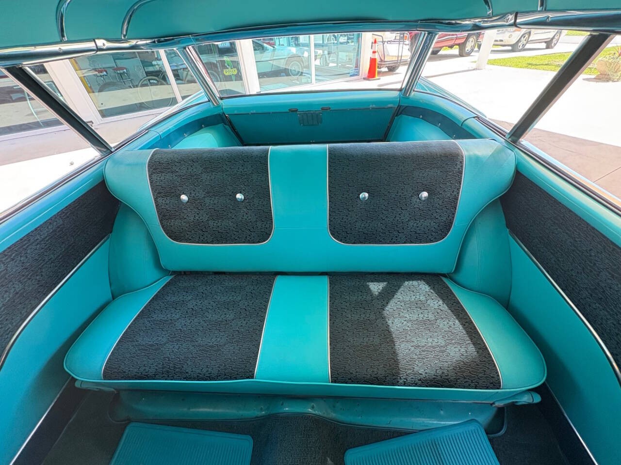 Chevrolet-Nomad-1957-Wagon-23