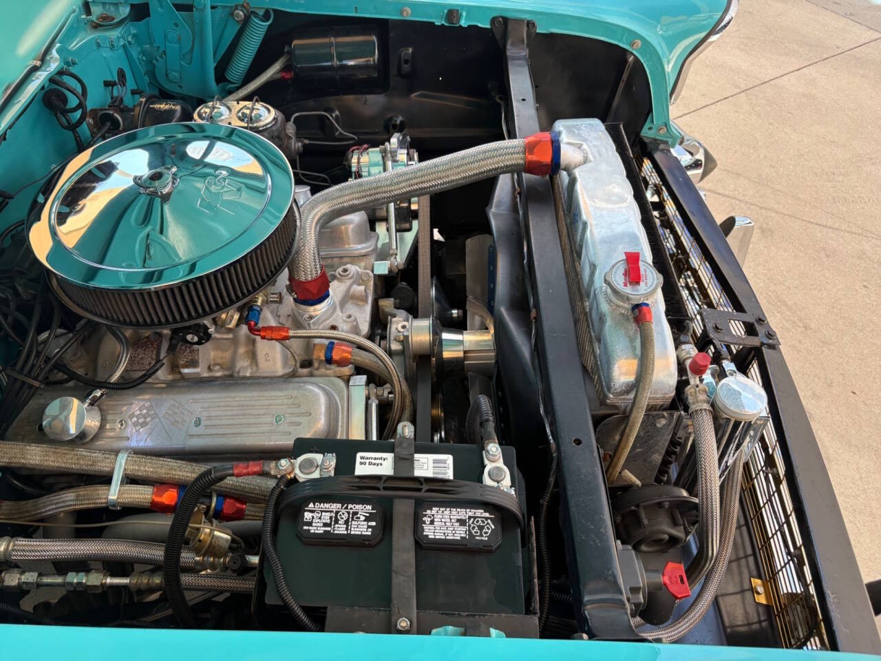 Chevrolet-Nomad-1957-Wagon-32