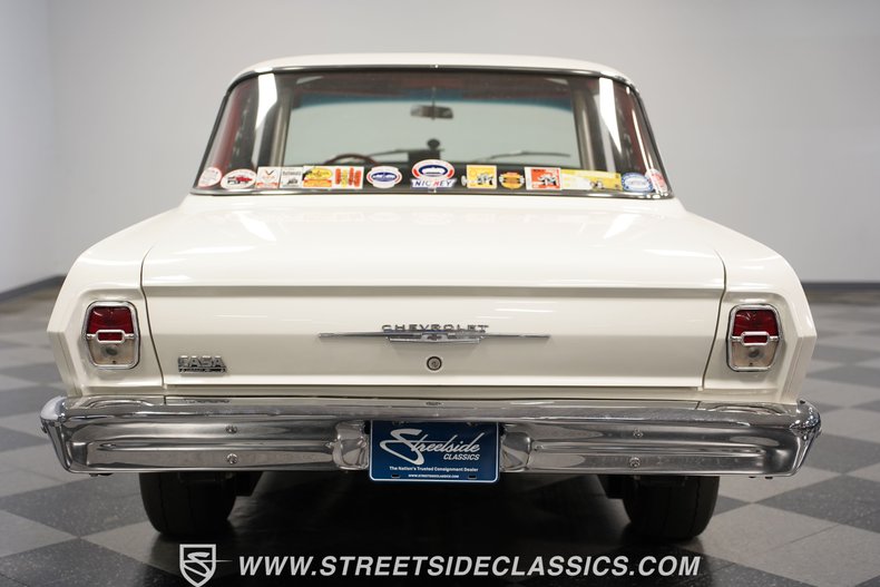 Chevrolet-Nova-1963-White-Red-30