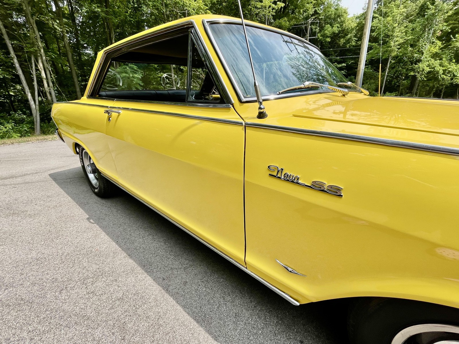 Chevrolet-Nova-1964-2-Door-Sport-Coupe-17