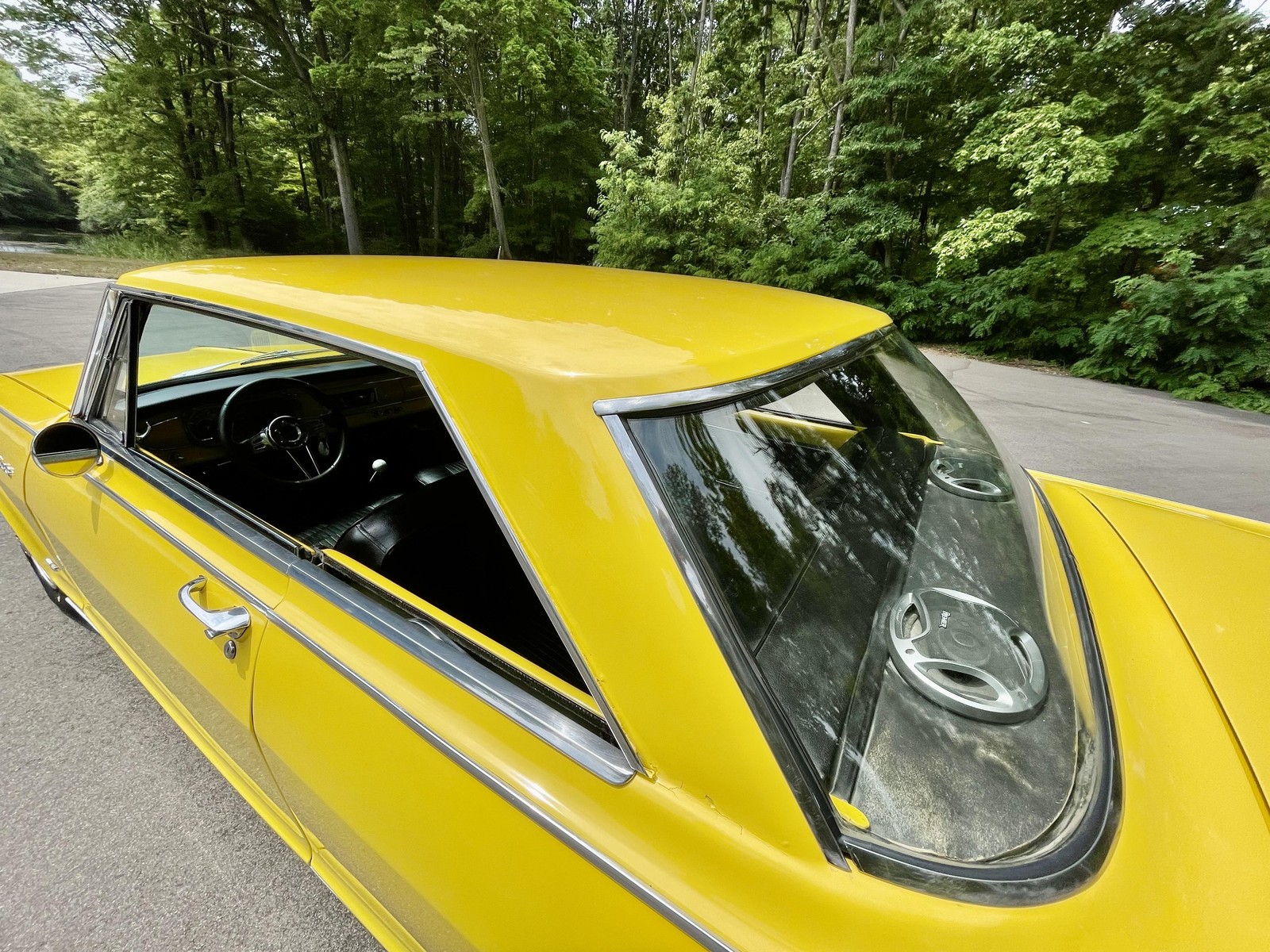 Chevrolet-Nova-1964-2-Door-Sport-Coupe-25
