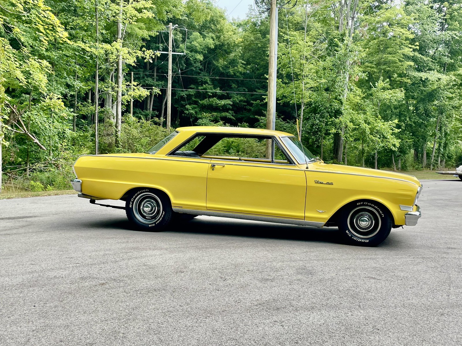 Chevrolet-Nova-1964-2-Door-Sport-Coupe-5