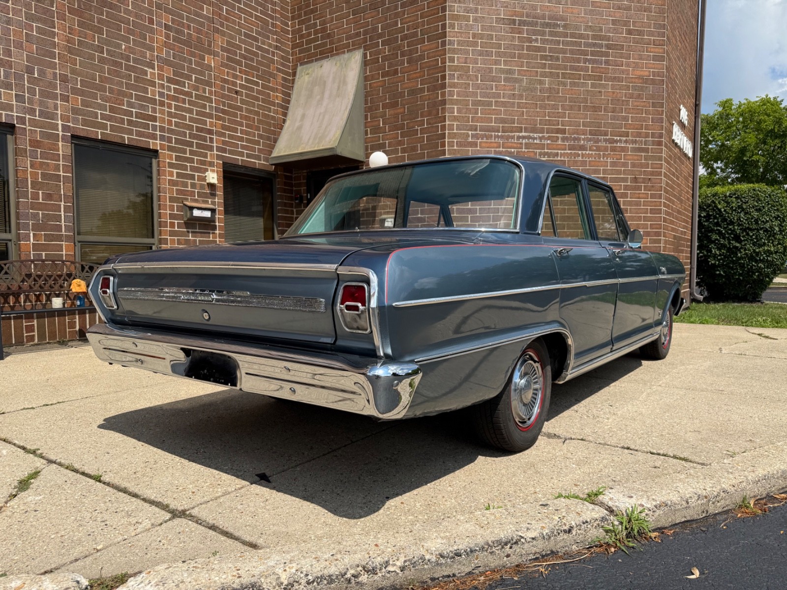 Chevrolet-Nova-1964-Sedan-10