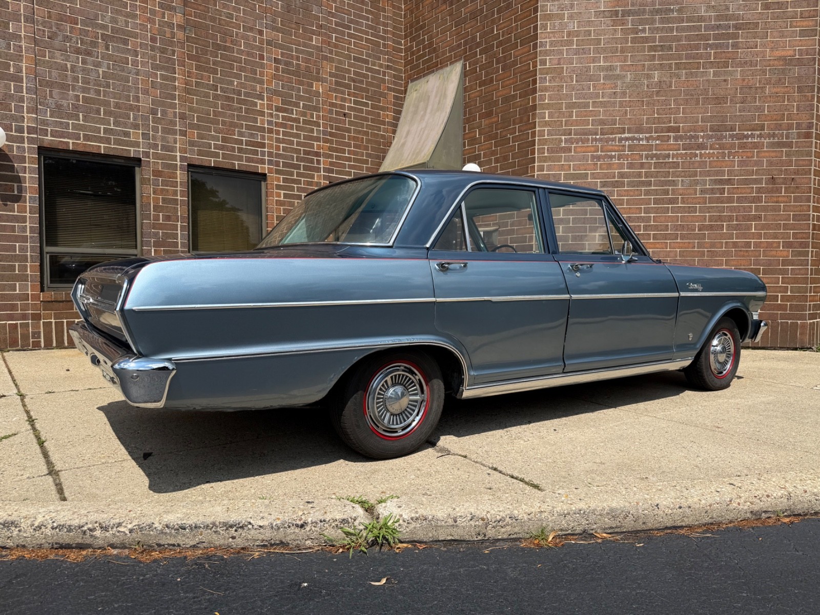 Chevrolet-Nova-1964-Sedan-11