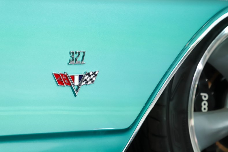 Chevrolet-Nova-1966-Artesian-Turquoise-Black-11