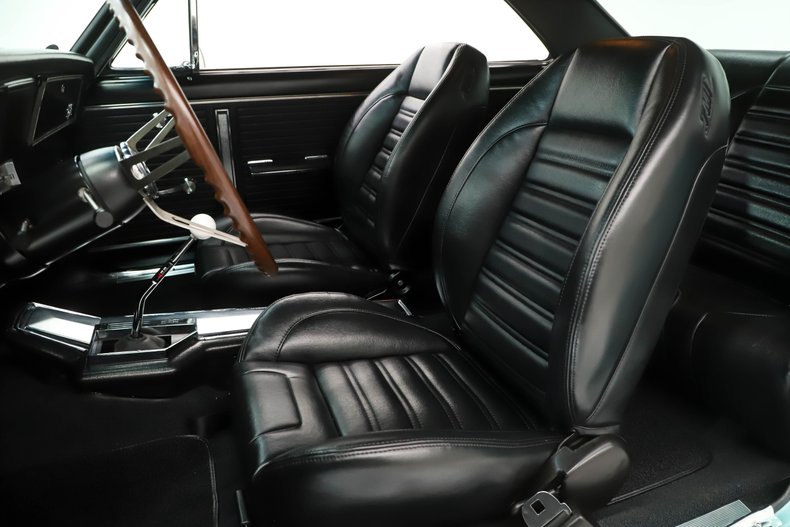 Chevrolet-Nova-1966-Artesian-Turquoise-Black-12