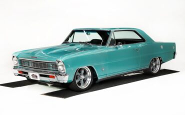 Chevrolet-Nova-1966-Artesian-Turquoise-Black-20