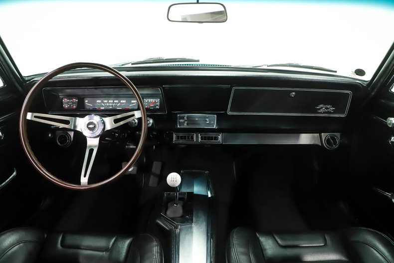 Chevrolet-Nova-1966-Artesian-Turquoise-Black-21