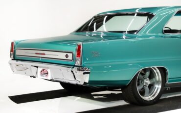 Chevrolet-Nova-1966-Artesian-Turquoise-Black-28