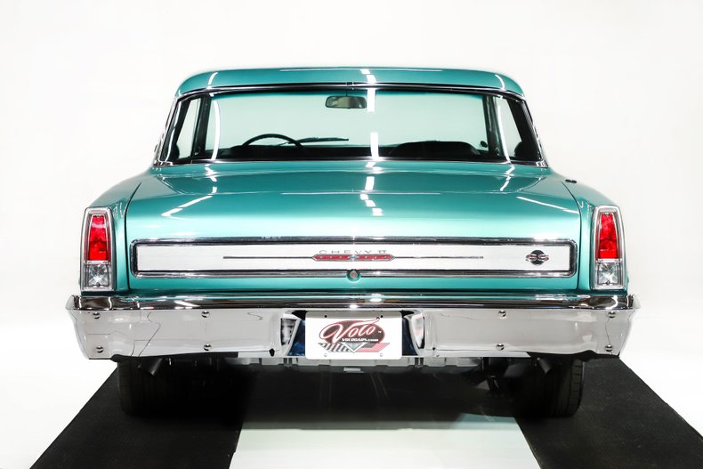 Chevrolet-Nova-1966-Artesian-Turquoise-Black-3