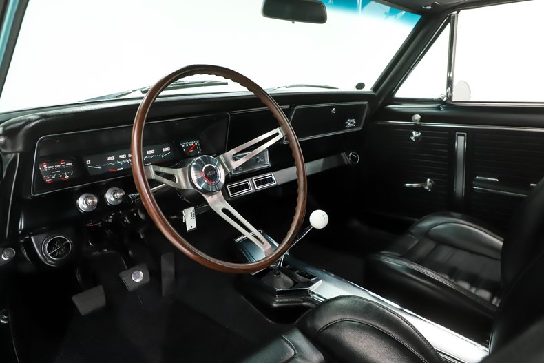 Chevrolet-Nova-1966-Artesian-Turquoise-Black-4