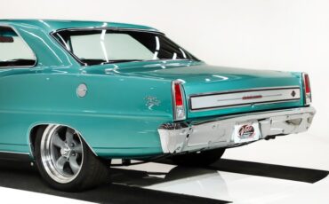 Chevrolet-Nova-1966-Artesian-Turquoise-Black-43