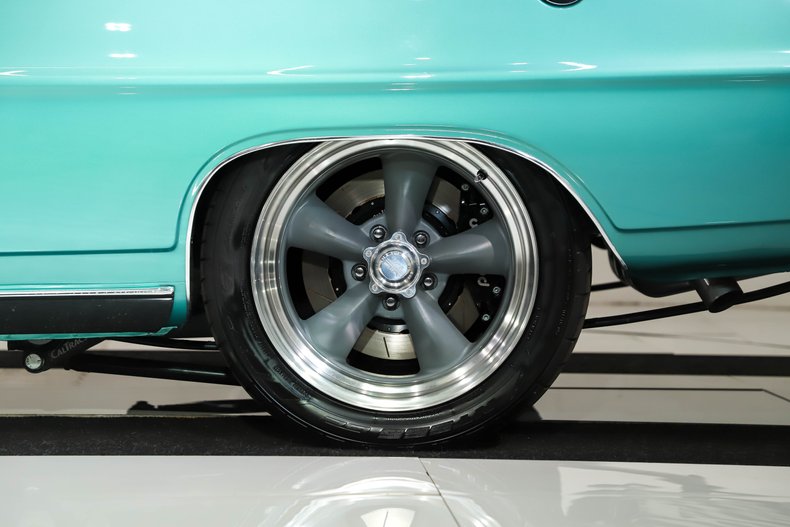 Chevrolet-Nova-1966-Artesian-Turquoise-Black-44