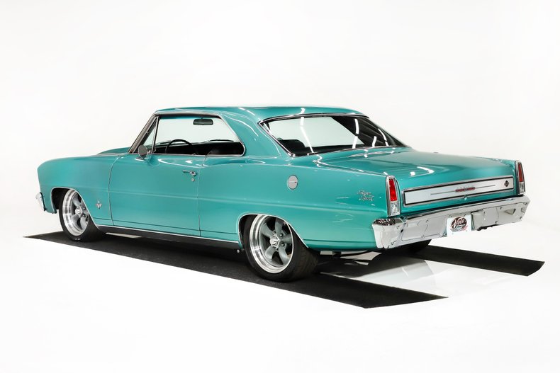 Chevrolet-Nova-1966-Artesian-Turquoise-Black-9