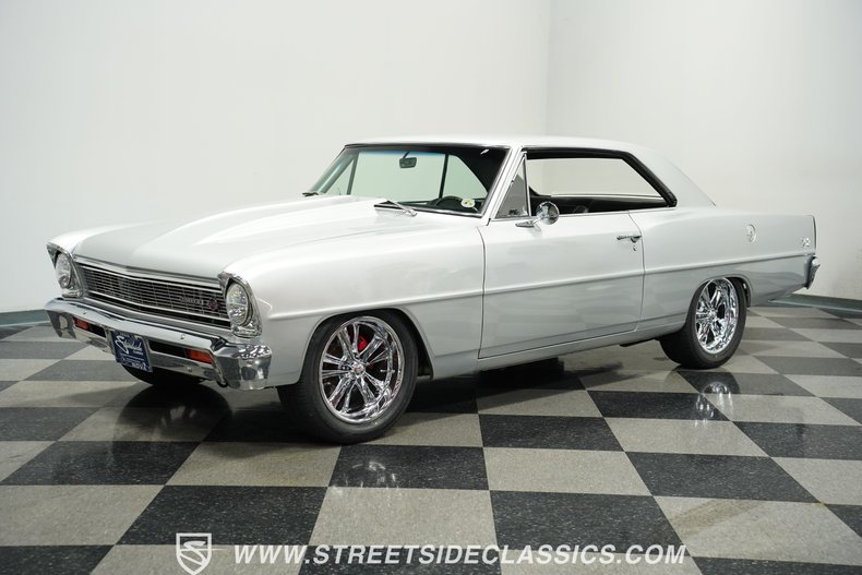 Chevrolet-Nova-1966-Silver-Black-1