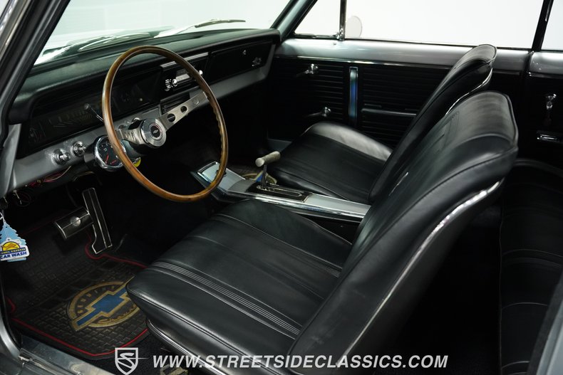 Chevrolet-Nova-1966-Silver-Black-14