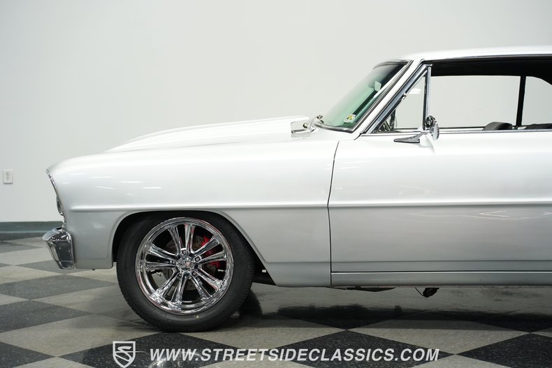 Chevrolet-Nova-1966-Silver-Black-23