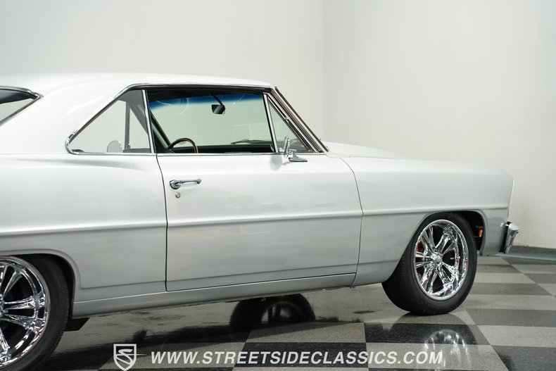 Chevrolet-Nova-1966-Silver-Black-28