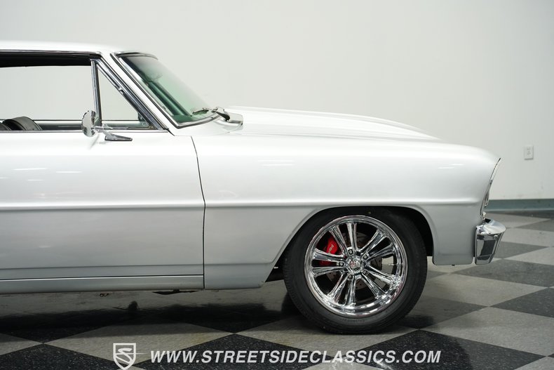 Chevrolet-Nova-1966-Silver-Black-30