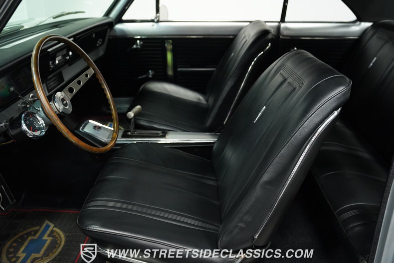 Chevrolet-Nova-1966-Silver-Black-36