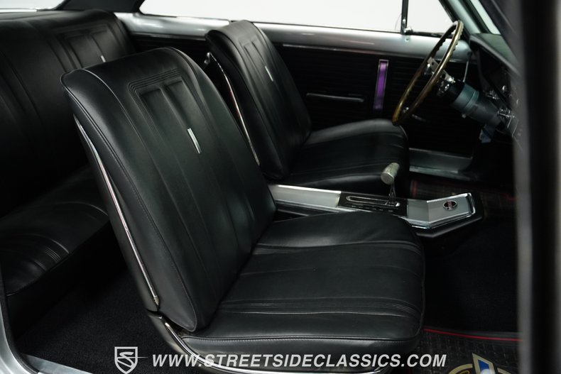 Chevrolet-Nova-1966-Silver-Black-46