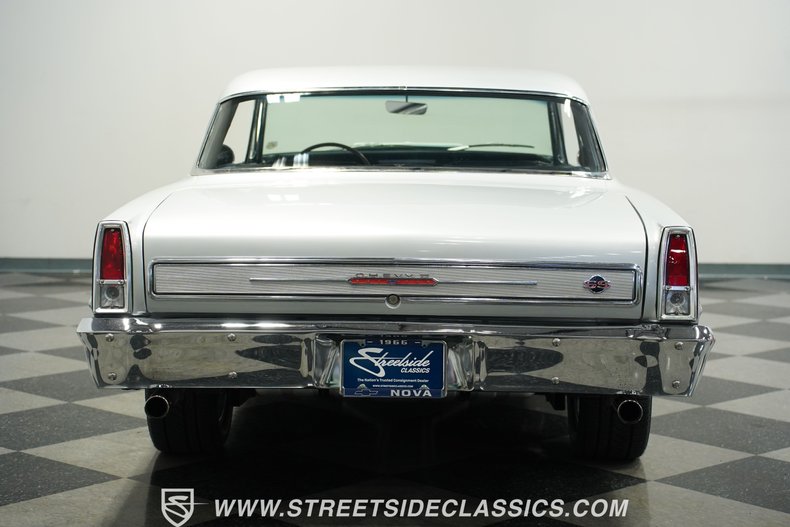 Chevrolet-Nova-1966-Silver-Black-8