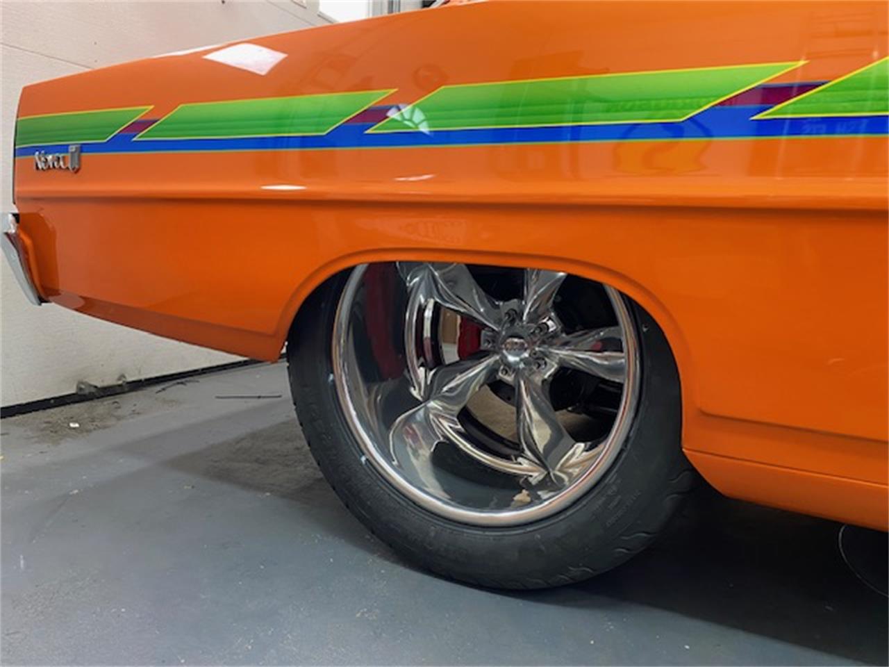 Chevrolet-Nova-1966-Tangelo-Pearl-Orange-Black-1