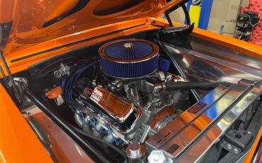 Chevrolet-Nova-1966-Tangelo-Pearl-Orange-Black-13