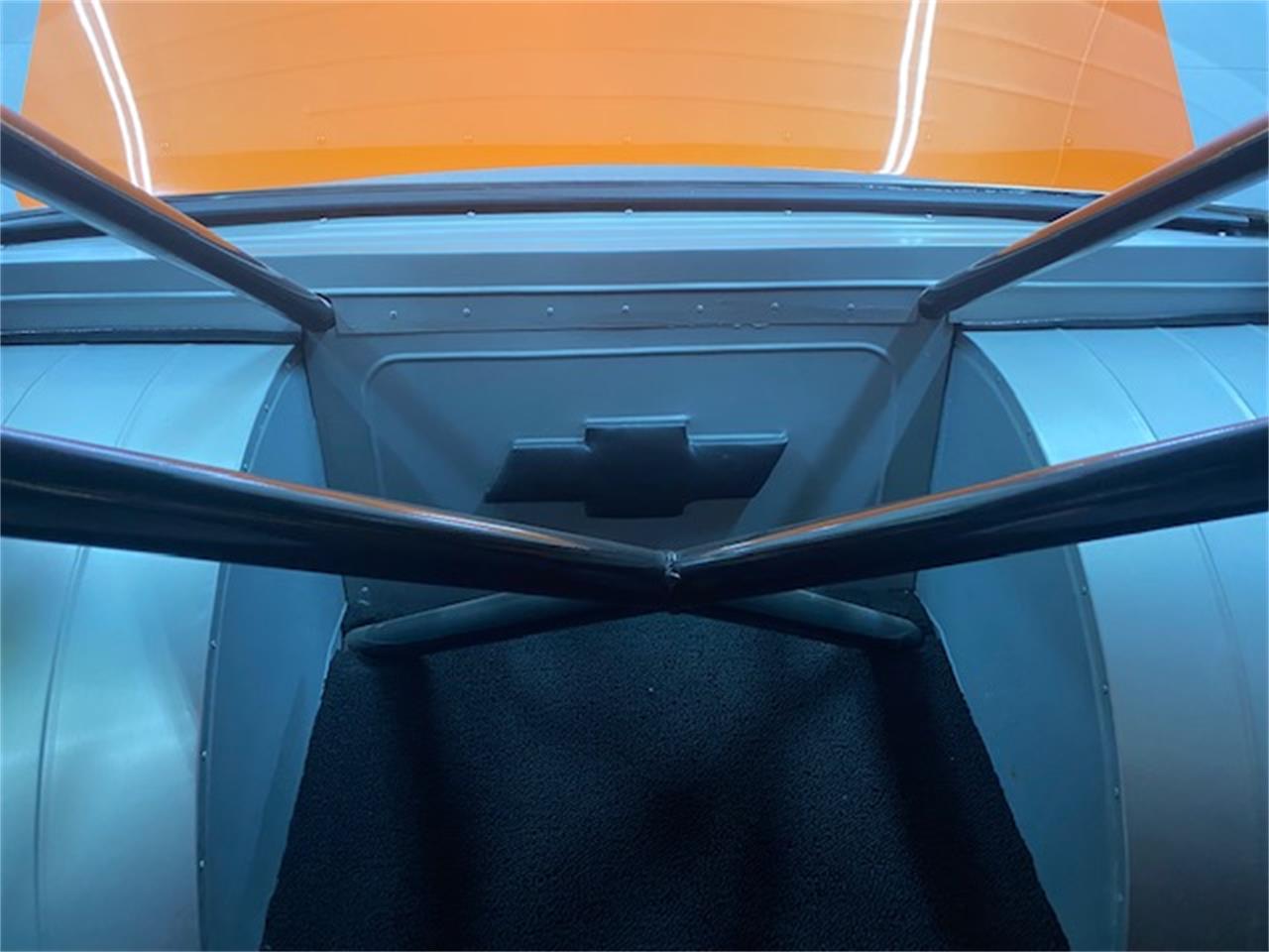 Chevrolet-Nova-1966-Tangelo-Pearl-Orange-Black-22
