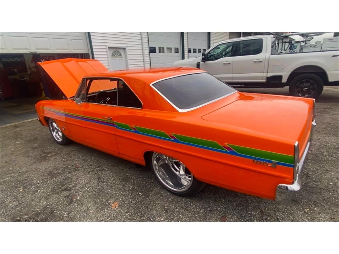 Chevrolet-Nova-1966-Tangelo-Pearl-Orange-Black-4