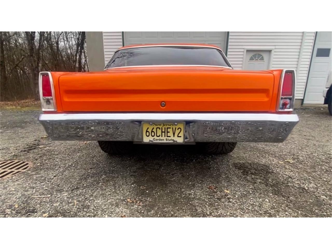 Chevrolet-Nova-1966-Tangelo-Pearl-Orange-Black-5