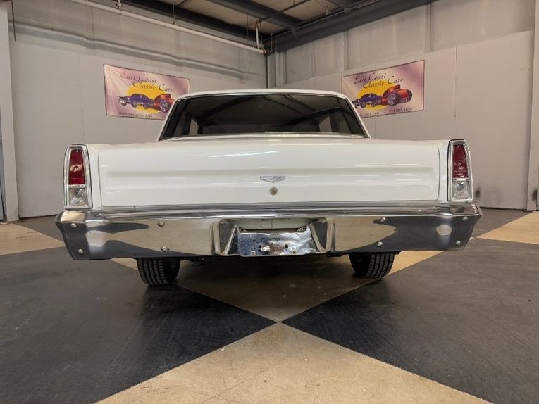 Chevrolet-Nova-1966-White-Blue-10