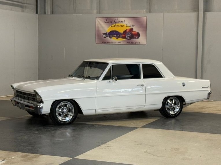 Chevrolet-Nova-1966-White-Blue-14