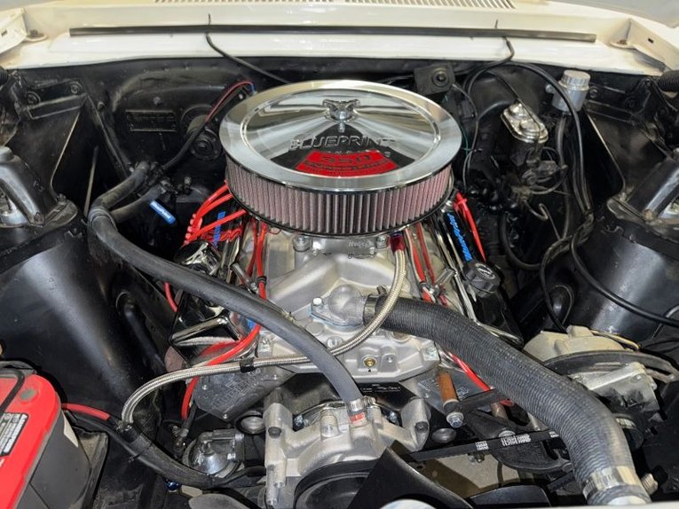 Chevrolet-Nova-1966-White-Blue-39