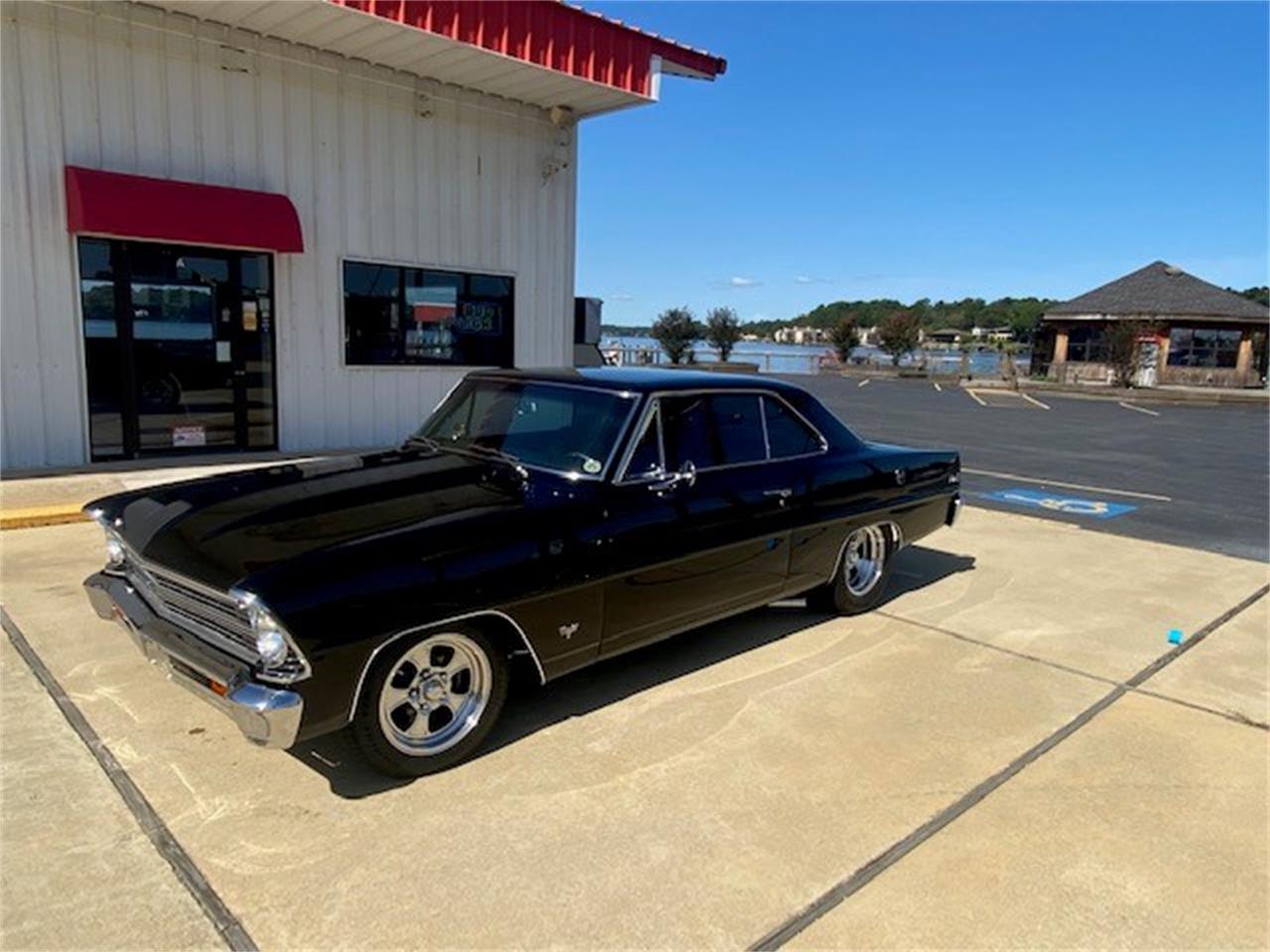 Chevrolet-Nova-1967-Black-Buckskin-15