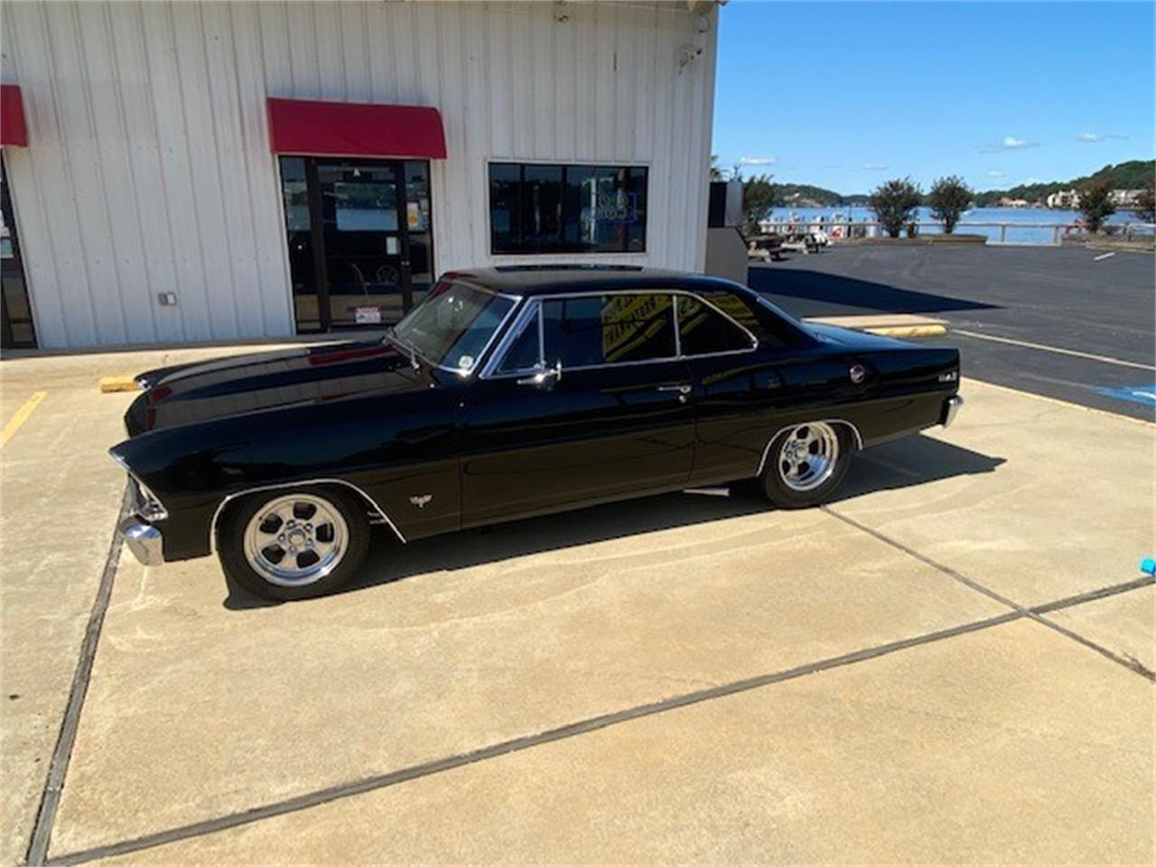 Chevrolet-Nova-1967-Black-Buckskin-16