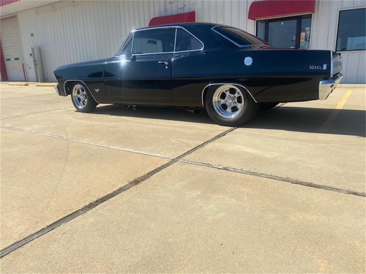 Chevrolet-Nova-1967-Black-Buckskin-18