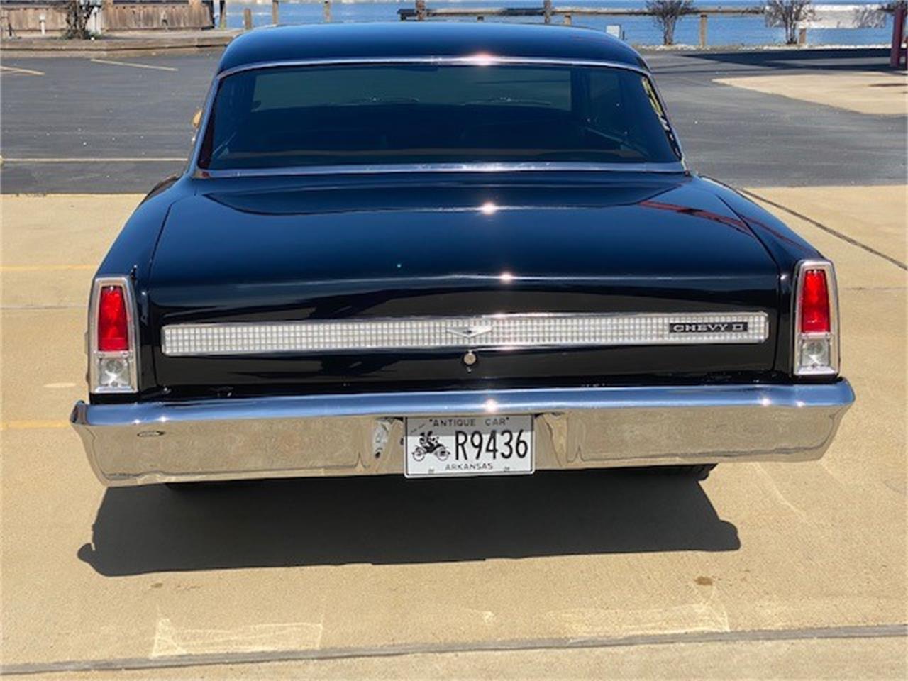 Chevrolet-Nova-1967-Black-Buckskin-20