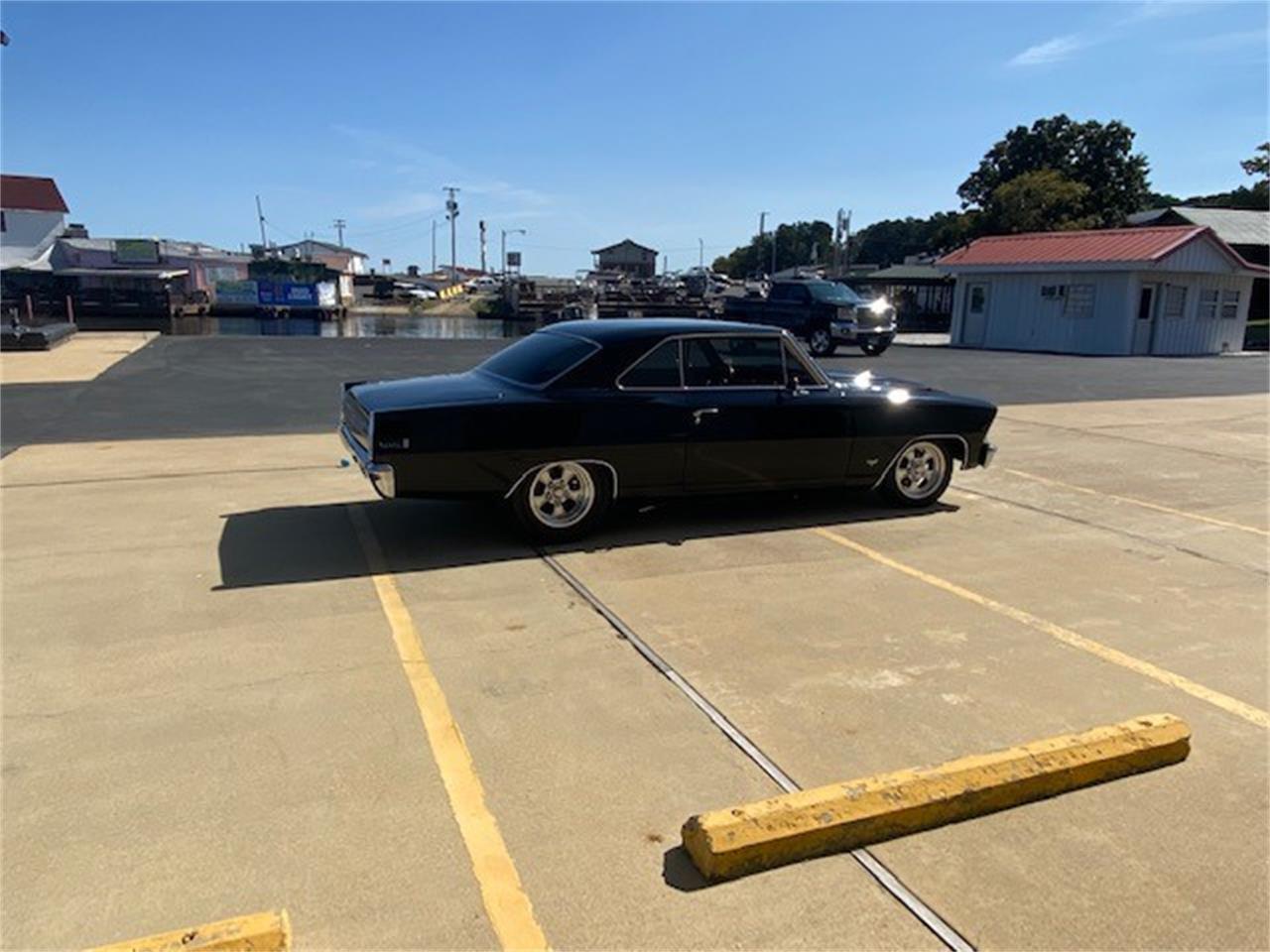 Chevrolet-Nova-1967-Black-Buckskin-25